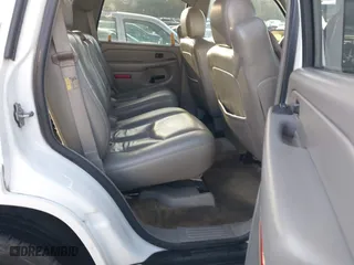 2005 Chevrolet Tahoe Z71 with VIN 1GNEC13T45R192543, listed as a IAAI auction lot 41616729 with 333,259 mi miles. Bid and sale history available at carsss.com. Image 8.