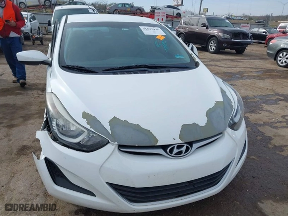 2015 Hyundai Elantra SE with VIN 5NPDH4AE4FH591540, listed as a IAAI auction lot 41822435 with 83,083 mi miles. Bid and sale history available at carsss.com. Image 13.