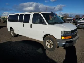 2012 Chevrolet Express Passenger 1LT with VIN 1GAZG1FG9C1101428, listed as a Copart auction lot 78812364 with 112,418 mi miles and Clean Title. Bid and sale history available at carsss.com. Image 4.