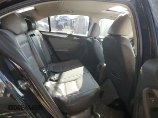 2015 Volkswagen Jetta Sedan Hybrid SEL Premium with VIN 3VW637AJ8FM416575, listed as a Copart auction lot 81854754 with 0 mi miles and Salvage Title. Bid and sale history available at carsss.com. Image 10.