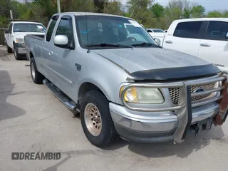 2002 Ford F-150 XL with VIN 1FTRX17W62NC05363, listed as a IAAI auction lot 41897174 with 1 mi miles. Bid and sale history available at carsss.com. Image 1.