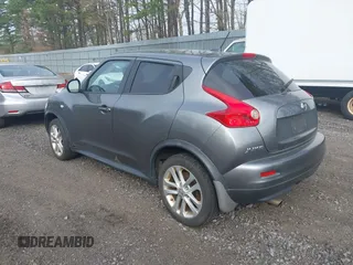 2013 Nissan Juke SL with VIN JN8AF5MV6DT221746, listed as a IAAI auction lot 42100600 with 209,542 mi miles. Bid and sale history available at carsss.com. Image 3.