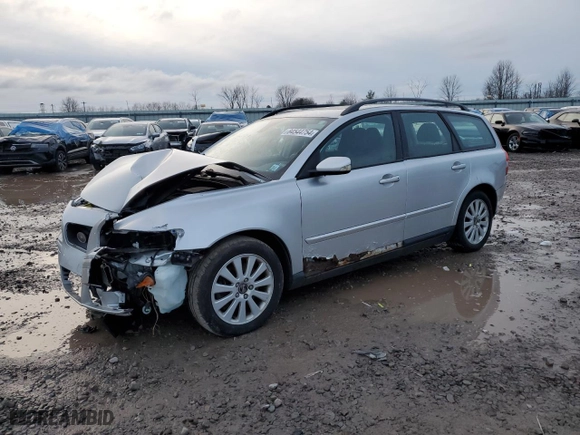 2005 Volvo V50 with VIN YV1MW390052099722, listed as a Copart auction lot 84544754 with 87,435 mi miles and Salvage Title. Bid and sale history available at carsss.com. Image 1.