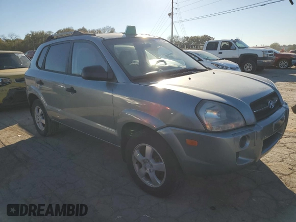 2008 Hyundai Tucson GLS with VIN KM8JM12B38U755186, listed as a Copart auction lot 77097104 with 209,714 mi miles and Salvage Title. Bid and sale history available at carsss.com. Image 4.