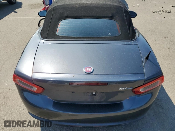 2017 FIAT 124 Spider Lusso z VIN JC1NFAEK0H0128364, wystawiony jako Copart lot #69865014 z przebiegiem 10 208 mil mil oraz Nie do naprawy • Non repairable. Historia ofert i sprzedaży dostępna na DreamBid. Obrazek 10.