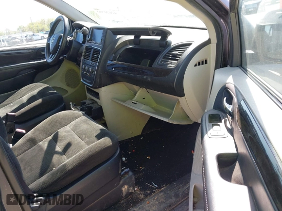 2017 Dodge Grand Caravan SE with VIN 2C4RDGBG1HR558827, listed as a IAAI auction lot 42020782 with Not Provided miles and . Bid and sale history available at DreamBid. Image 5.