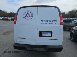 2005 Chevrolet Express Cargo z VIN 1GCFG15X451215108, wystawiony jako IAAI lot #42607984 z przebiegiem 127 758 mil mil oraz . Historia ofert i sprzedaży dostępna na DreamBid. Obrazek 30.