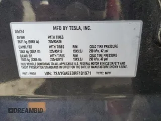 2024 Tesla Model Y Long Range z VIN 7SAYGAEE0RF101971, wystawiony jako Copart lot #58794335 z przebiegiem 16 099 mil mil oraz Szkoda całkowita • Salvage title. Historia ofert i sprzedaży dostępna na DreamBid. Obrazek 12.