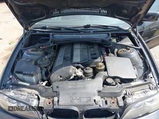 2004 BMW 3 Series 325Ci with VIN WBABD33464JY97187, listed as a IAAI auction lot 40164018 with Not Provided miles and . Bid and sale history available at carsss.com. Image 10.
