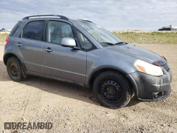 2008 Suzuki SX4 Regional Edition z VIN JS2YA413X85100336, wystawiony jako Copart lot #72749274 z przebiegiem 376 512 mil mil oraz Czysty tytuł • Clean title. Historia ofert i sprzedaży dostępna na DreamBid. Obrazek 4.