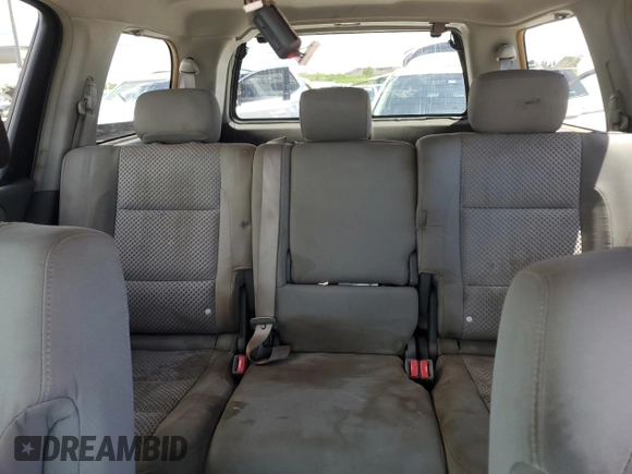 2005 Nissan Armada LE z VIN 5N1AA08A95N738884, wystawiony jako Copart lot #56823015 z przebiegiem 183 395 mil mil oraz Czysty tytuł • Clean title. Historia ofert i sprzedaży dostępna na DreamBid. Obrazek 10.