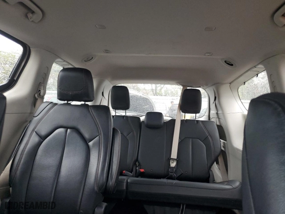 2017 Chrysler Pacifica Touring-L Plus with VIN 2C4RC1EG3HR730366, listed as a Copart auction lot 72754524 with 106,499 mi miles and Salvage Title. Bid and sale history available at carsss.com. Image 10.