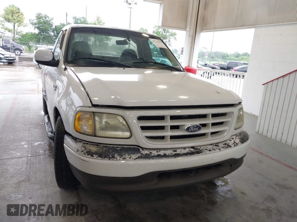 2002 Ford F-150 XL с VIN 1FTRF07232KA47835, выставлен на аукционе IAAI как лот 42718285 с пробегом 226 403 миль миль и . История ставок и продаж доступна на DreamBid. Изображение 12.