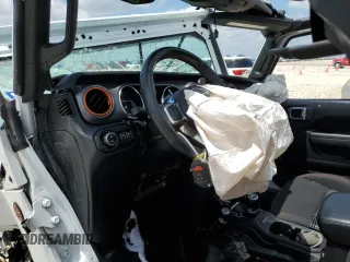 2021 Jeep Gladiator Mojave with VIN 1C6JJTEG5ML624140, listed as a Copart auction lot 54108725 with Not provided miles and Non repairable. Bid and sale history available at DreamBid. Image 8.