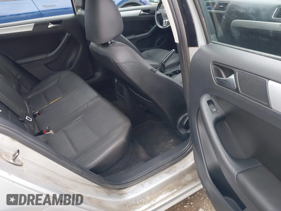 2012 Volkswagen Jetta TDI w/Premium & Nav with VIN 3VWLL7AJ8CM364248, listed as a IAAI auction lot 42292490 with 268,674 mi miles and . Bid and sale history available at DreamBid. Image 8.