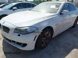 2012 BMW 5 Series 528i z VIN WBAXG5C53CDY29864, wystawiony jako IAAI lot #42339300 z przebiegiem Nie podano mil oraz . Historia ofert i sprzedaży dostępna na DreamBid. Obrazek 6.
