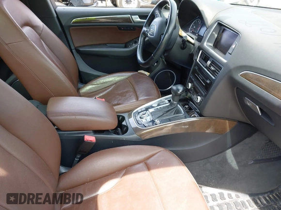2014 Audi Q5 Premium Plus with VIN WA1LFAFP2EA060718, listed as a IAAI auction lot 42161099 with 122,914 mi miles and . Bid and sale history available at DreamBid. Image 5.