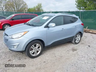 2013 Hyundai Tucson GLS z VIN KM8JU3AC2DU629319, wystawiony jako IAAI lot #41999664 z przebiegiem 71 711 mil mil oraz . Historia ofert i sprzedaży dostępna na DreamBid. Obrazek 2.