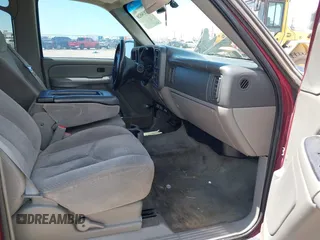 2004 Chevrolet Tahoe LS with VIN 1GNEC13V24J326786, listed as a IAAI auction lot 42036820 with 186,073 mi miles. Bid and sale history available at carsss.com. Image 5.