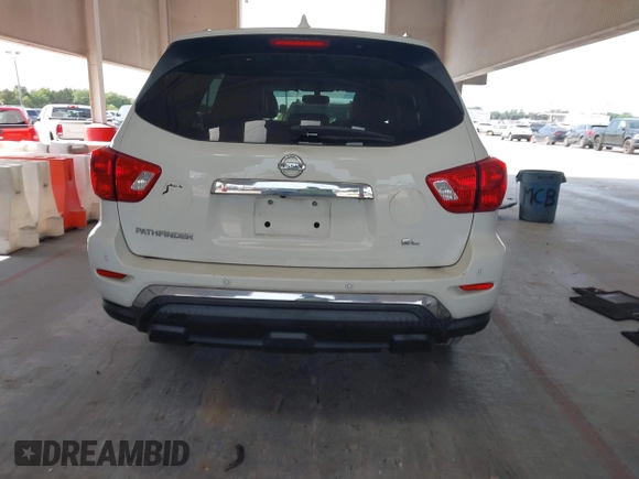 2019 Nissan Pathfinder SV z VIN 5N1DR2MN5KC627198, wystawiony jako IAAI lot #42209161 z przebiegiem 62 801 mil mil oraz . Historia ofert i sprzedaży dostępna na DreamBid. Obrazek 17.