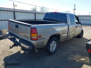 2002 Chevrolet Silverado 1500 LS with VIN 2GCEK19T021393461, listed as a IAAI auction lot 41747836 with 156,704 mi miles. Bid and sale history available at carsss.com. Image 4.