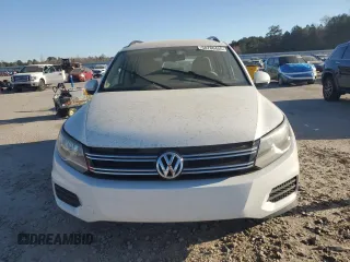 2016 Volkswagen Tiguan SE with VIN WVGBV7AX8GW029781, listed as a Copart auction lot 50786455 with 156,097 mi miles and Clean Title. Bid and sale history available at DreamBid. Image 5.