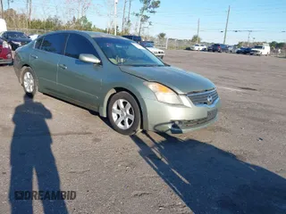 2008 Nissan Altima 2.5 S with VIN 1N4AL21E58C144239, listed as a IAAI auction lot 41628438 with 216,889 mi miles. Bid and sale history available at carsss.com. Image 1.