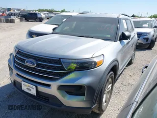 2021 Ford Explorer XLT with VIN 1FMSK7DH3MGA62769, listed as a IAAI auction lot 41218906 with 122,139 mi miles. Bid and sale history available at carsss.com. Image 18.