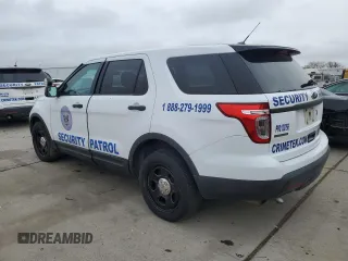 2013 Ford Utility Police Interceptor with VIN 1FM5K7AR5DGC92582, listed as a Copart auction lot 45732165 with 184,194 mi miles and Clean Title. Bid and sale history available at carsss.com. Image 2.