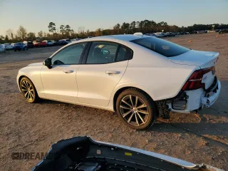 2021 Volvo S60 Momentum with VIN 7JR102FZ0MG118375, listed as a Copart auction lot 84476714 with 37,168 mi miles and Salvage Title. Bid and sale history available at carsss.com. Image 2.
