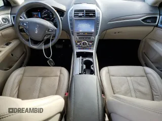2020 Lincoln MKZ Hybrid Reserve z VIN 3LN6L5LU7LR620664, wystawiony jako Copart lot #86883044 z przebiegiem 22 054 mil mil oraz Szkoda całkowita • Salvage title. Historia ofert i sprzedaży dostępna na DreamBid. Obrazek 8.