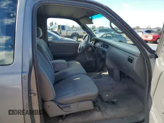 1995 Toyota T100 z VIN JT4VD22E1S0016497, wystawiony jako Copart lot #44385205 z przebiegiem 190 432 mil mil oraz Szkoda całkowita • Salvage title. Historia ofert i sprzedaży dostępna na DreamBid. Obrazek 10.