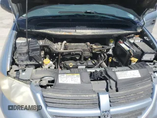 2006 Dodge Grand Caravan SE z VIN 1D4GP24R26B709303, wystawiony jako Copart lot #50552515 z przebiegiem 107 591 mil mil oraz Szkoda całkowita • Salvage title. Historia ofert i sprzedaży dostępna na DreamBid. Obrazek 14.