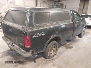 2001 Ford F-150 XL с VIN 1FTZF18241NA86371, выставлен на аукционе IAAI как лот 42621430 с пробегом Не указан миль и . История ставок и продаж доступна на DreamBid. Изображение 4.