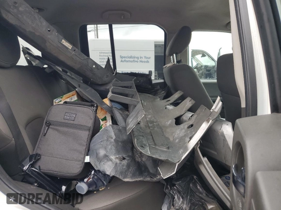2015 Nissan Xterra X with VIN 5N1AN0NU4FN660650, listed as a Copart auction lot 61387915 with 214,368 mi miles and Salvage title. Bid and sale history available at DreamBid. Image 11.