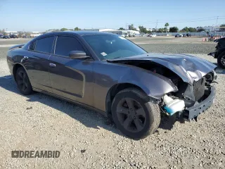 2013 Dodge Charger SE z VIN 2C3CDXBG6DH636433, wystawiony jako Copart lot #57604175 z przebiegiem 216 750 mil mil oraz Tytuł czysty. Historia ofert i sprzedaży dostępna na DreamBid. Obrazek 4.