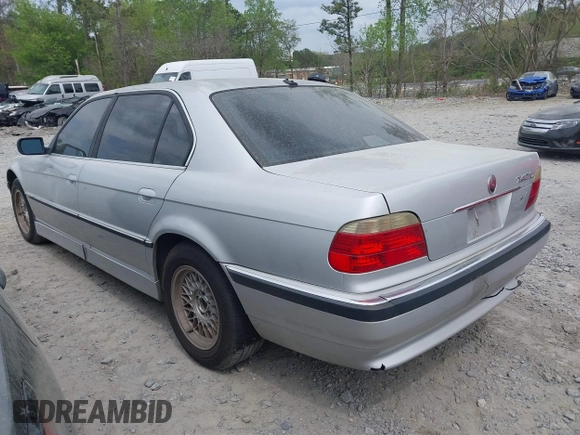 2001 BMW 7 Series 740iL with VIN WBAGH83451DP31468, listed as a IAAI auction lot 41929966 with 154,431 mi miles. Bid and sale history available at carsss.com. Image 3.
