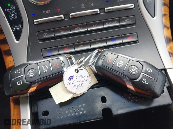 2016 Lincoln MKX Reserve with VIN 2LMTJ8LRXGBL76149, listed as a IAAI auction lot 41917774 with 90,736 mi miles and . Bid and sale history available at DreamBid. Image 11.