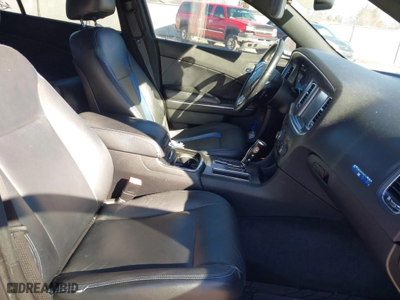 2011 Dodge Charger RT Plus with VIN 2B3CL5CT7BH616785, listed as a IAAI auction lot 41679154 with 113,800 mi miles. Bid and sale history available at carsss.com. Image 5.