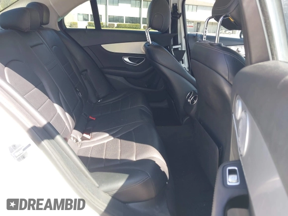 2015 Mercedes-Benz C 300 Luxury with VIN 55SWF4KBXFU020795, listed as a IAAI auction lot 41842174 with 113,630 mi miles and . Bid and sale history available at carsss.com. Image 8.