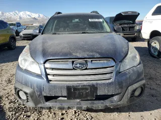 2013 Subaru Outback 2.5i Premium with VIN 4S4BRBCC3D1235200, listed as a Copart auction lot 89322785 with 199,998 mi miles and Clean Title. Bid and sale history available at carsss.com. Image 5.