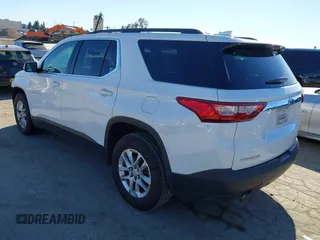 2019 Chevrolet Traverse LT Cloth with VIN 1GNERGKW7KJ203638, listed as a IAAI auction lot 41852018 with 98,677 mi miles. Bid and sale history available at carsss.com. Image 3.
