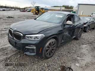 2020 BMW X4 M40i with VIN 5UX2V5C08L9D35107, listed as a Copart auction lot 38606224 with 2,551 mi miles. Bid and sale history available at carsss.com. Image 1.