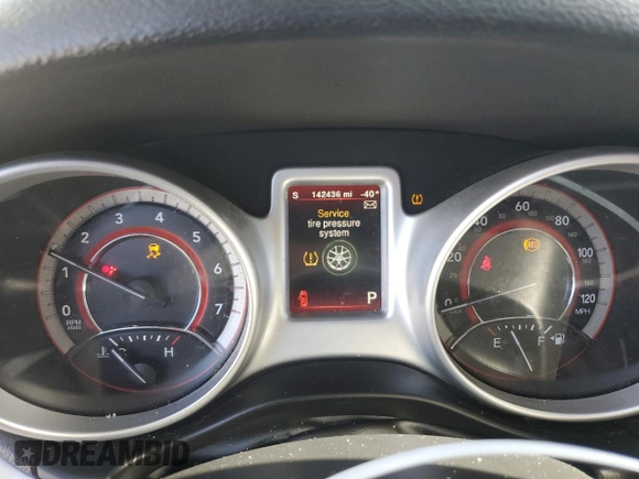 2018 Dodge Journey SXT with VIN 3C4PDCBG0JT386213, listed as a Copart auction lot 76146524 with 142,436 mi miles and Salvage Title. Bid and sale history available at carsss.com. Image 9.