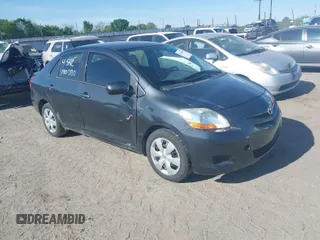 2008 Toyota Yaris with VIN JTDBT923781201380, listed as a IAAI auction lot 42043886 with 1 mi miles. Bid and sale history available at carsss.com. Image 1.