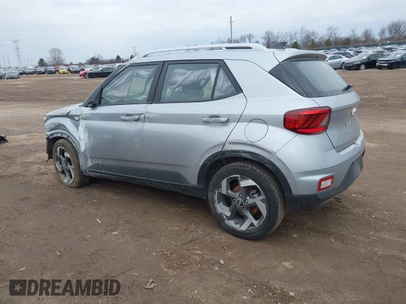 2021 Hyundai Venue SEL with VIN KMHRC8A38MU106552, listed as a IAAI auction lot 41699288 with 141,489 mi miles and . Bid and sale history available at carsss.com. Image 3.