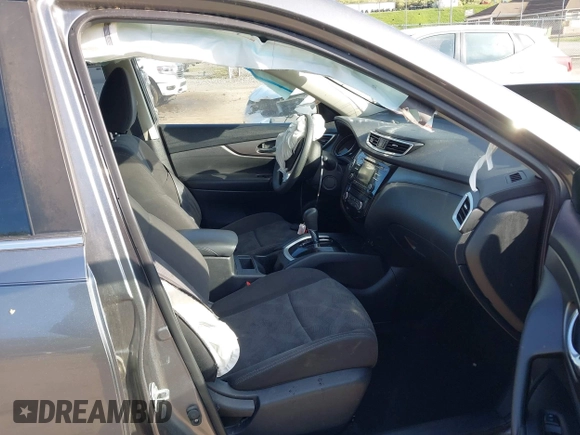 2016 Nissan Rogue SV with VIN KNMAT2MV3GP680555, listed as a IAAI auction lot 42032745 with 164,986 mi miles. Bid and sale history available at carsss.com. Image 5.