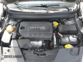 2015 Jeep Cherokee Sport with VIN 1C4PJLAB2FW696010, listed as a IAAI auction lot 42032956 with 88,323 mi miles. Bid and sale history available at carsss.com. Image 10.