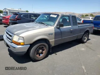 2000 Ford Ranger XL z VIN 1FTYR14V4YPB48515, wystawiony jako Copart lot #65391295 z przebiegiem 158 210 mil mil oraz Czysty tytuł • Clean title. Historia ofert i sprzedaży dostępna na DreamBid. Obrazek 1.