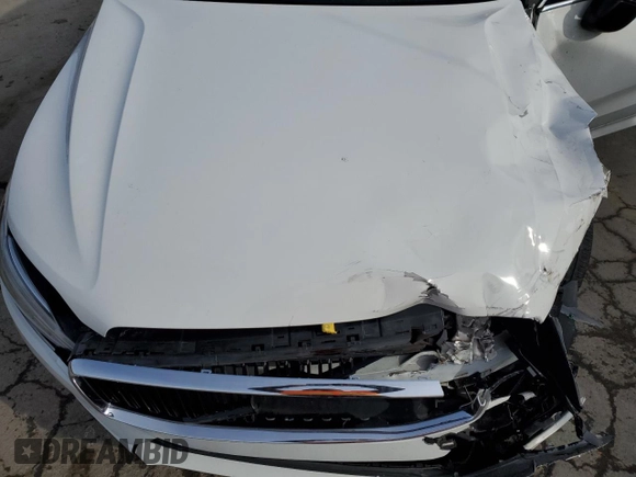 2019 Volvo XC60 Momentum with VIN LYVA22RK6KB213894, listed as a Copart auction lot 88340205 with Not provided miles and Salvage title. Bid and sale history available at DreamBid. Image 12.